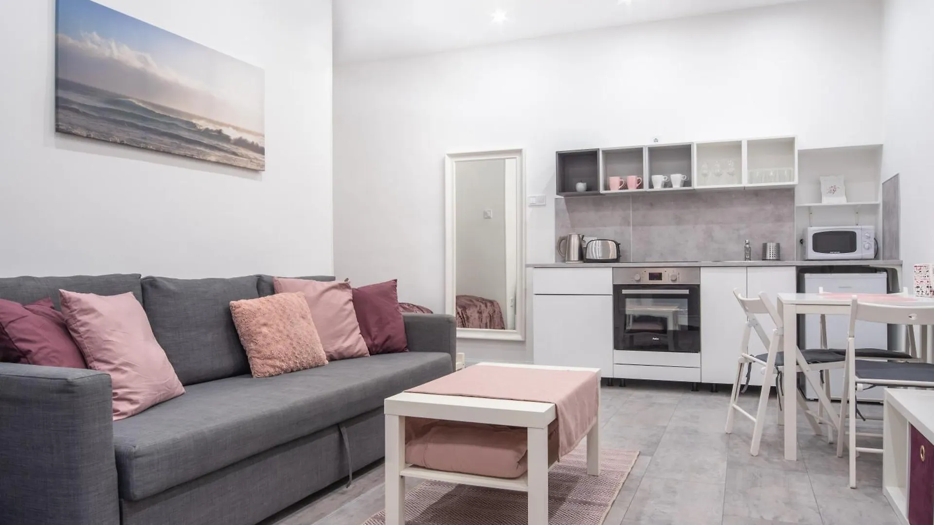 Maja'S Sweet Little Home With Free Parking And Air Condition ブダペスト アパート