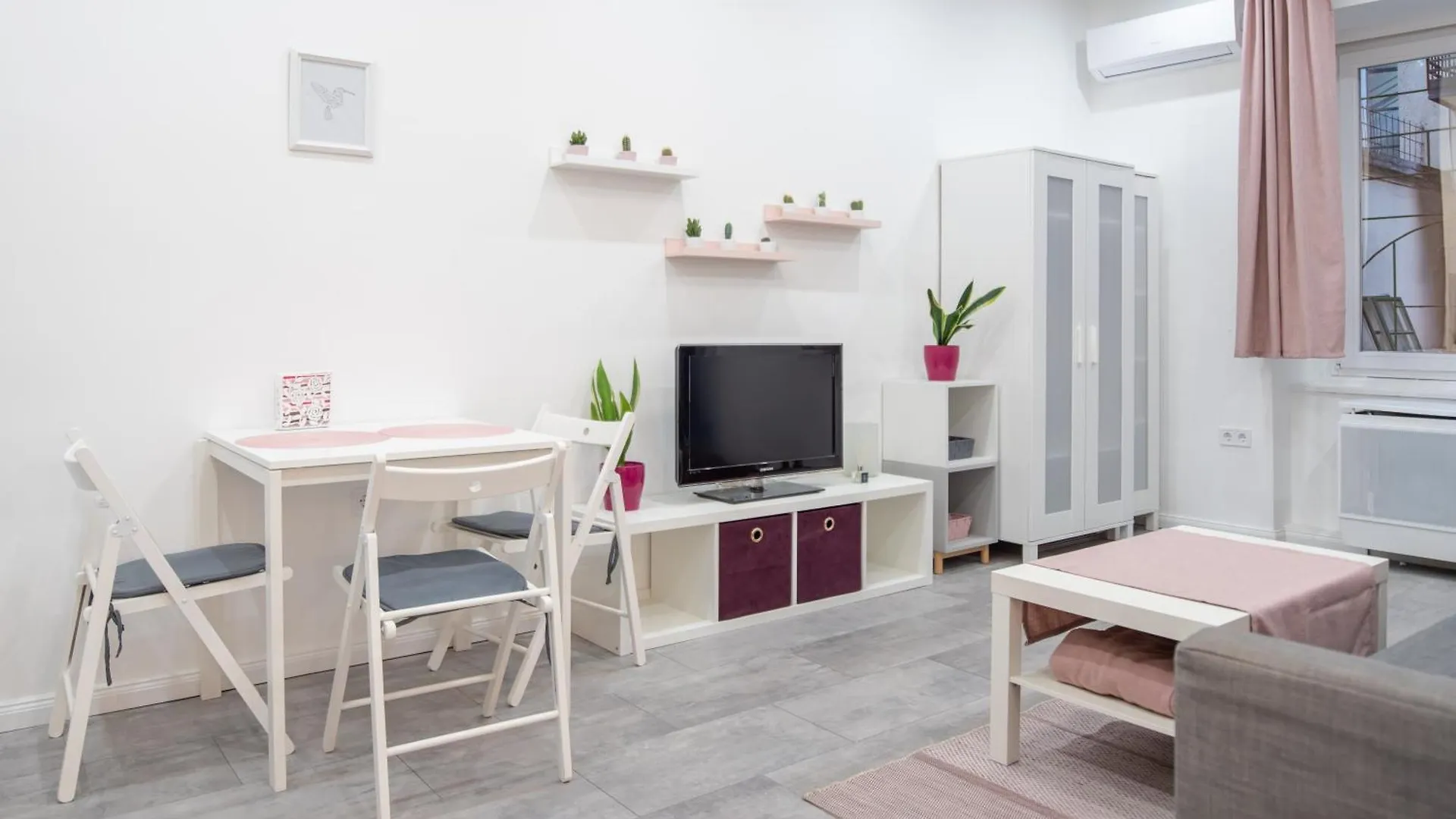 Maja'S Sweet Little Home With Free Parking And Air Condition Budapešť